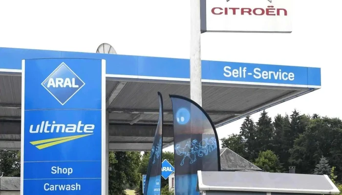 Aral -  Tankstelle - Redingen