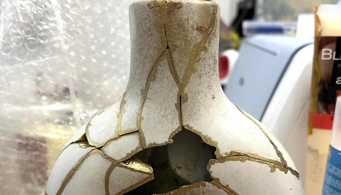 Arthuy   Art Reconstruction Formatrice Artiste Kintsugi Wou - Luxemburg