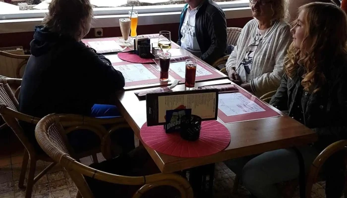 Cafe Du Pont Atmosphare - Vianden