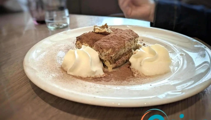 Cafe Restaurant Um Dierfgen Apfelkuchen - Luxemburg