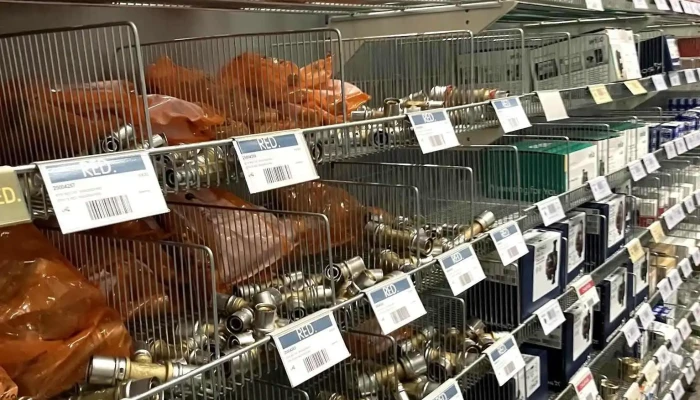 Cfm -    Comptoir Des Fers Et Metaux Sa Sa Innenansichten - Ettelbruck