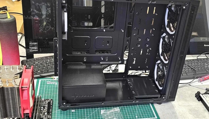 Computershop By Logfire -  Nummer - Befort