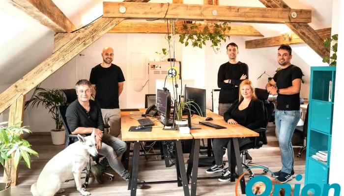 custom coding S.à r.l. - Manternach