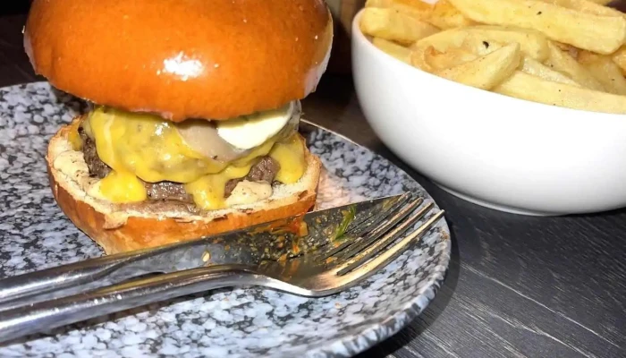 Hitch -  Pommes Frites - Luxemburg