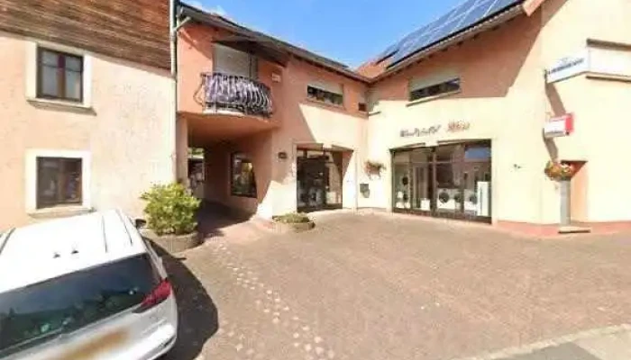 Husstec Sa Street View 360deg Fotos - Consdorf