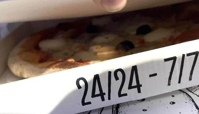 Jolly Pizza 24h7j Moutfort Automaten Distributeur Automatique Remisen - Contern