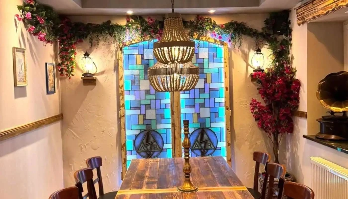 Maison Du Meze -  Vom Inhaber - Strassen