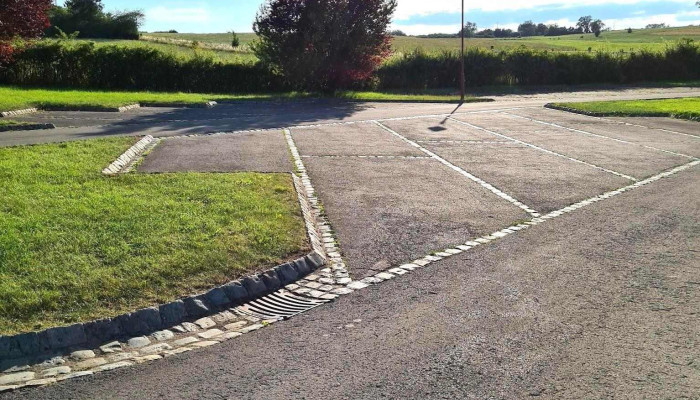 Parking Centre Scolaire et Sportif Waldbillig - Luxemburg
