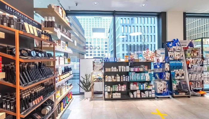 Pharmacie De La Cloche Dor Street View 360deg Fotos - Luxemburg