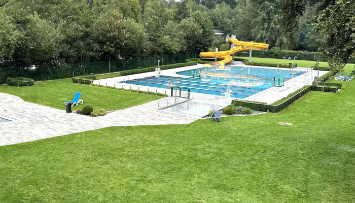 Piscine Chauffee En Plein Air Adress - Ulflingen