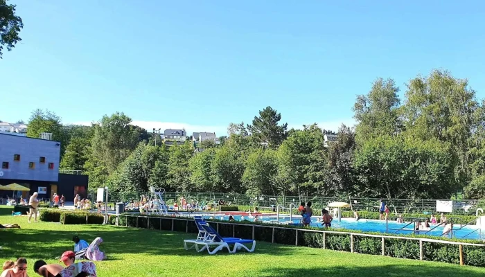 Piscine Chauffee En Plein Air Elo Op - Ulflingen