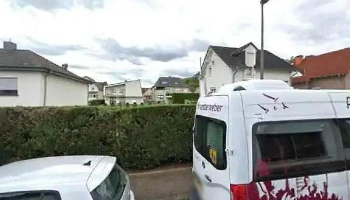 Renault Grevenmacher -    Garage Braun Street View 360deg Fotos - Grevenmacher