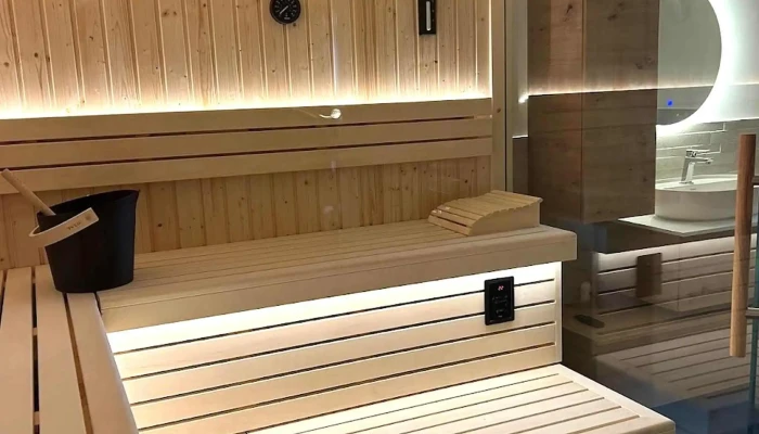Revexterieur   Magasin De Jacuzzi Spa Spa De Nage Piscine Sauna Hammam   Luxembourg Katalog - Hesperingen