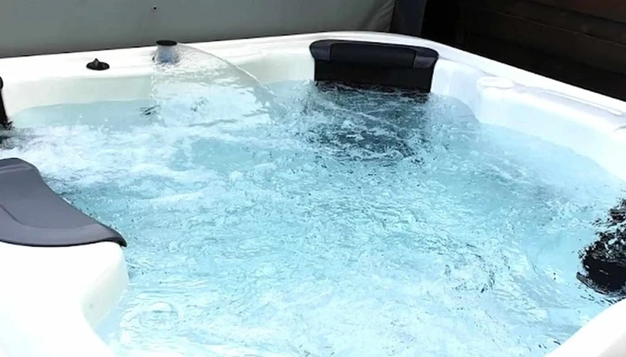 Revexterieur   Magasin De Jacuzzi Spa Spa De Nage Piscine Sauna Hammam   Luxembourg Remisen - Hesperingen