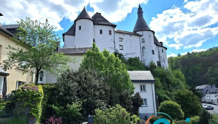 Schloss Clerf -  Kommentarene - Clerf