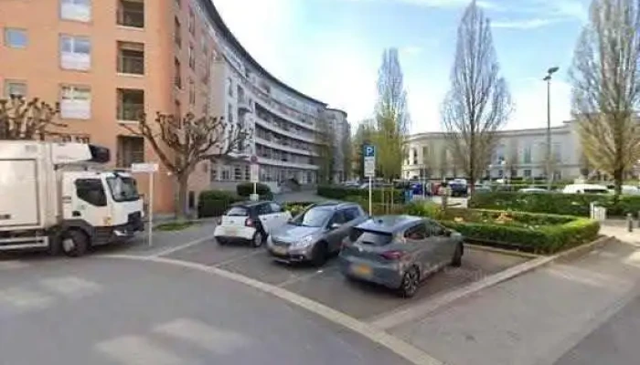 Tesla Luxembourg Sarl Praissere - Esch An Der Alzette