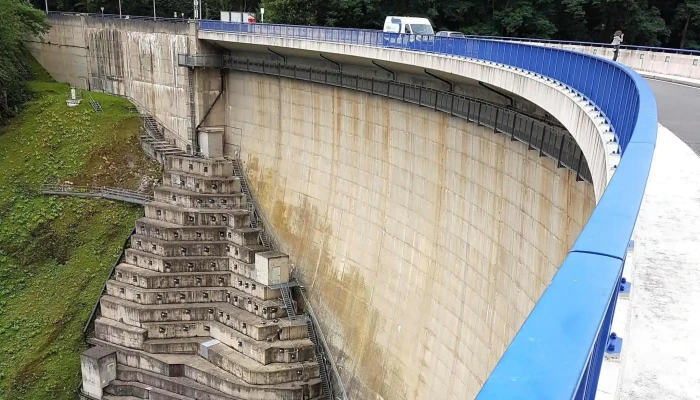 Wasserwerke Der Esch -  Sur Sure Talsperre Esch Sauer - Esch-sauer